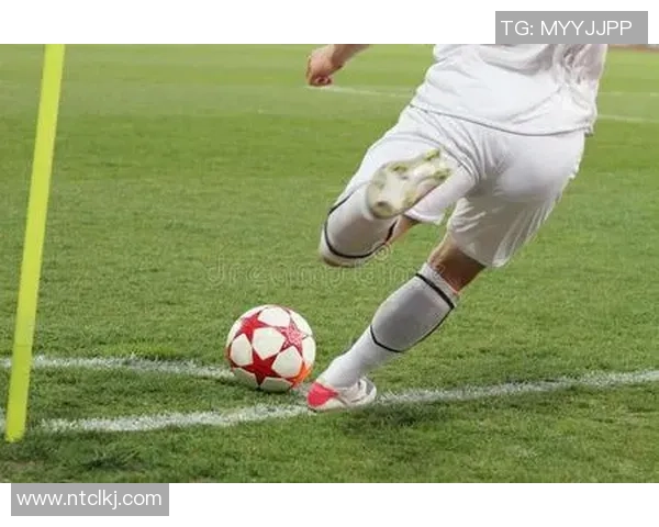 中国足球十大角球高手盘点 独特技术与精准配合引领风潮